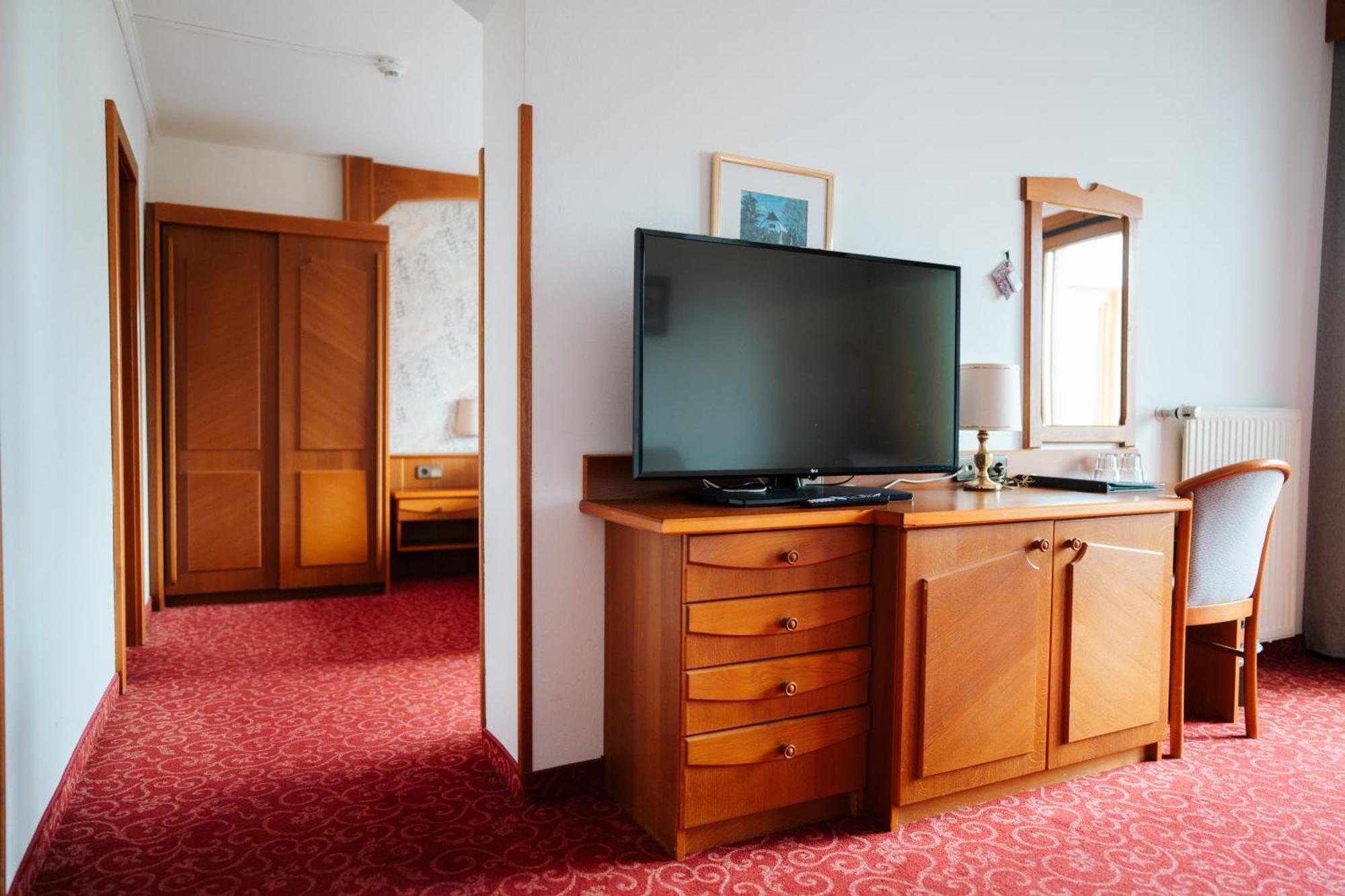 Seehotel Ressmann Drobollach am Faakersee Exterior foto